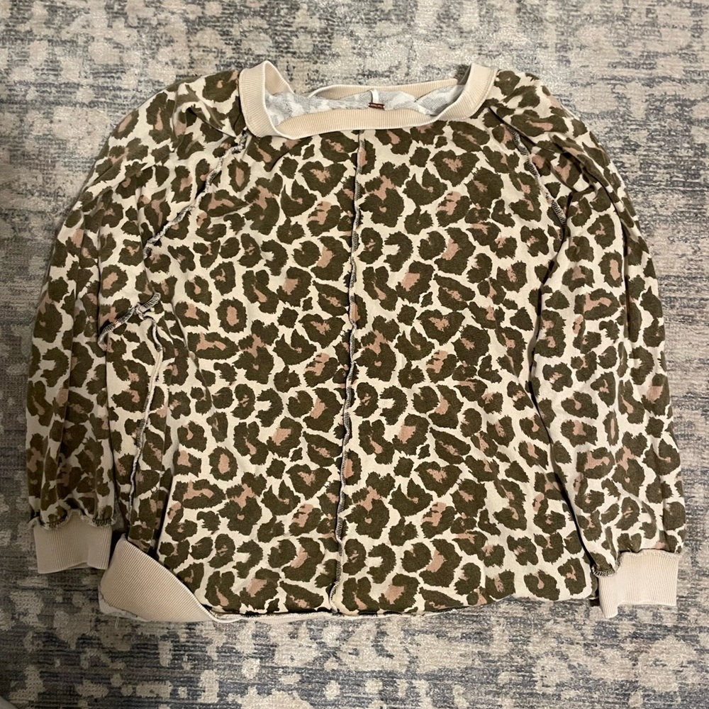 Free People Medium Leopard Long Sleeve Cotton - M